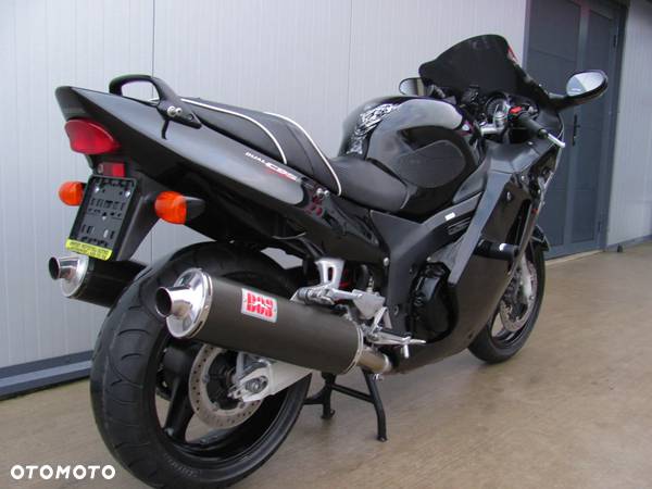 Honda CBR - 3