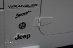 Jeep Wrangler 2.5 Sport - 36