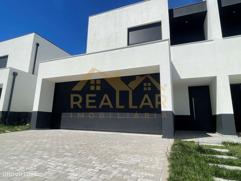 Excelente Moradia T3 em Perelhal - Barcelos-3