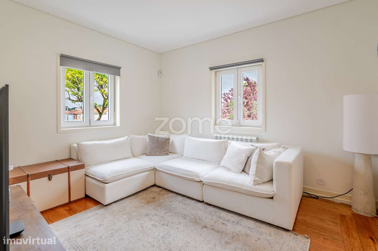 Moradia T3 renovada com jardim nas Antas-19