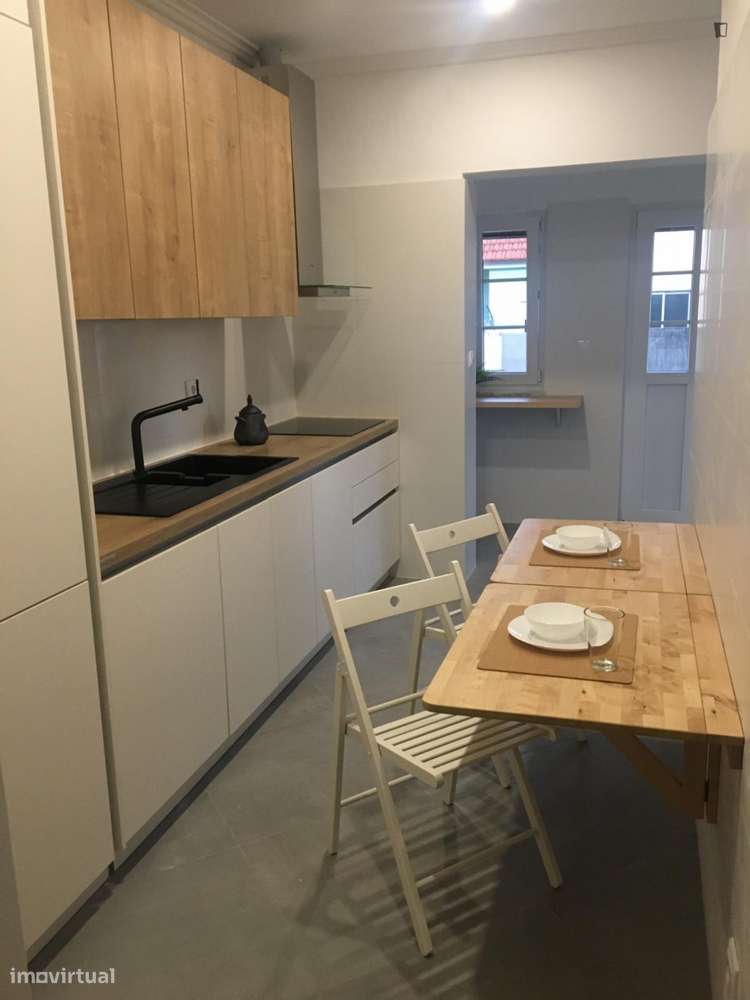 Quarto - localizado em Pontinha Lisbon - Grande imagem: 5/24