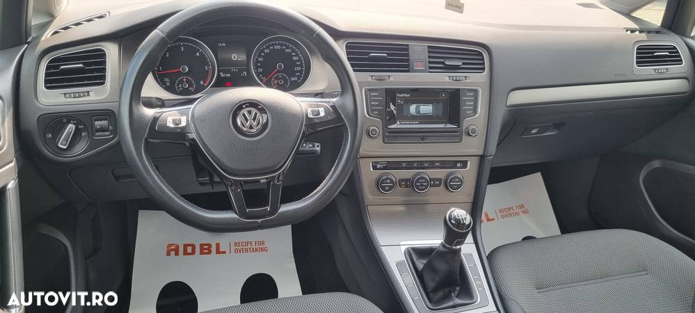 Volkswagen Golf 1.6 TDI BlueMotion Technology DPF Comfortline - 2