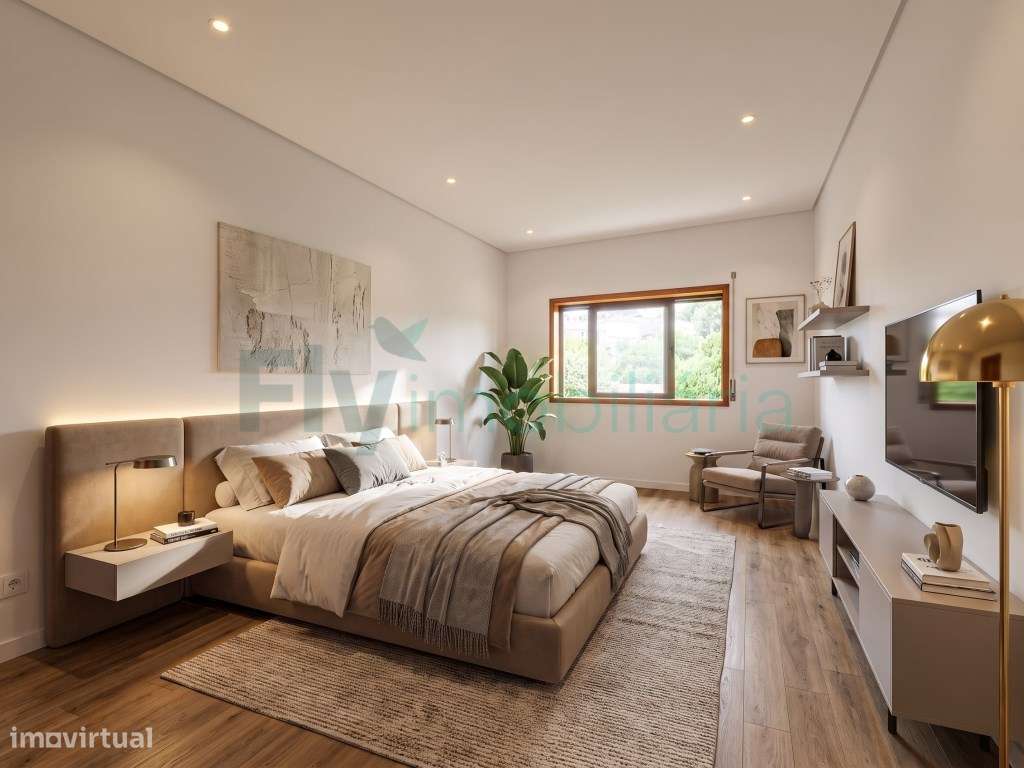 Excelente Apartamento T4 com Suite e Lugar de Garagem para 2 Carros-14