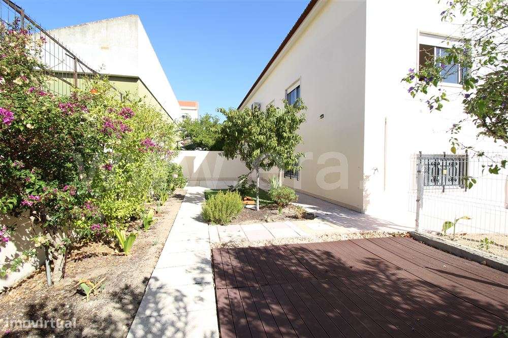 Moradia Geminada 2 quartos, Venda-19