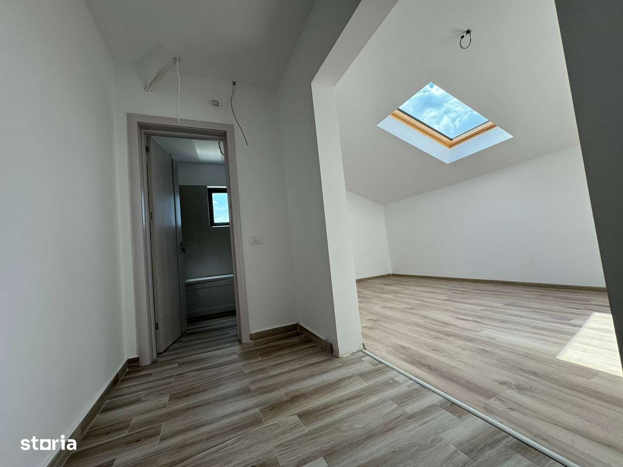 SENZATIONAL! Apartament 4 Camere Decomandate si Terasa  - Berceni-16