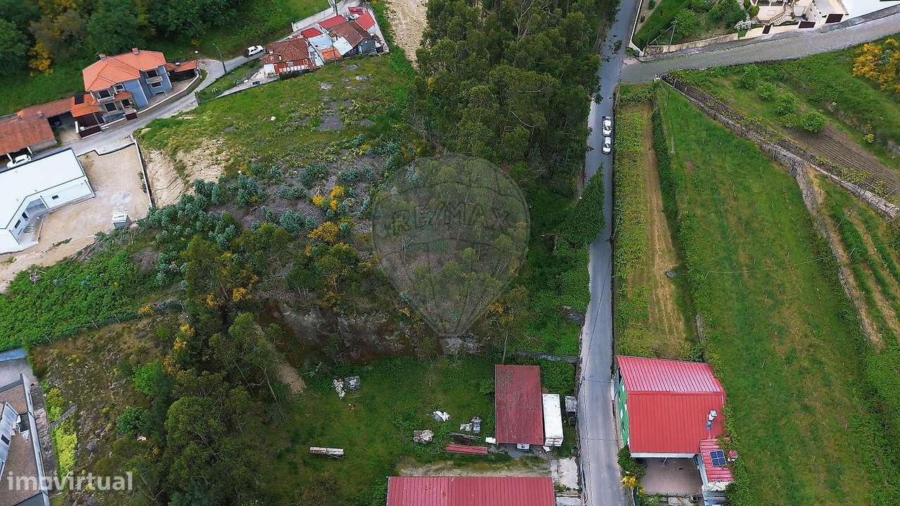 Moradia T1 para venda - Grande imagem: 2/15