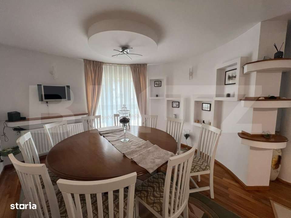 Resedinta impunatoare, 6 camere, 430 mp si un teren de 730 mp, zona Ce - Imagine principală: 4/19