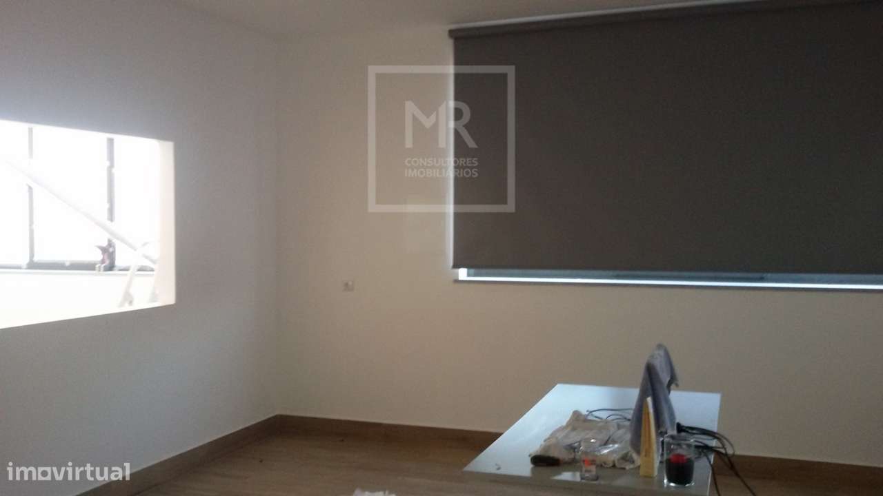 Fábrica/Indústria  Venda em Sangalhos,Anadia - Grande imagem: 4/13