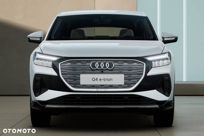 Audi Q4 Sportback e-tron 40 Advanced - 4