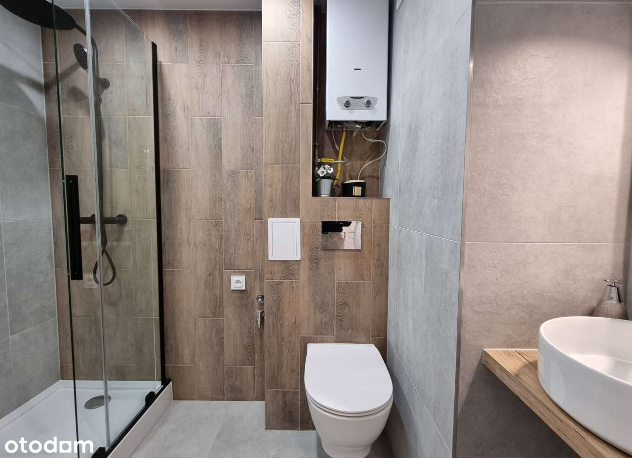 | 1 piętro + Balkon | 3x Pokoje | Po remoncie z nowym AGD |-8