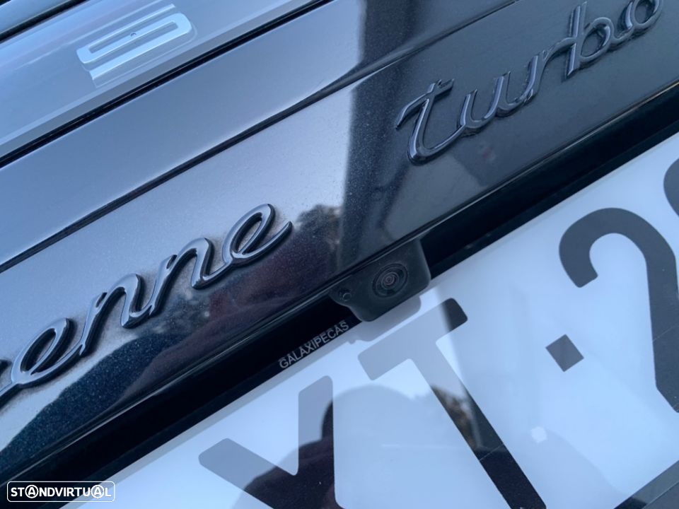 Porsche Cayenne Turbo - 36