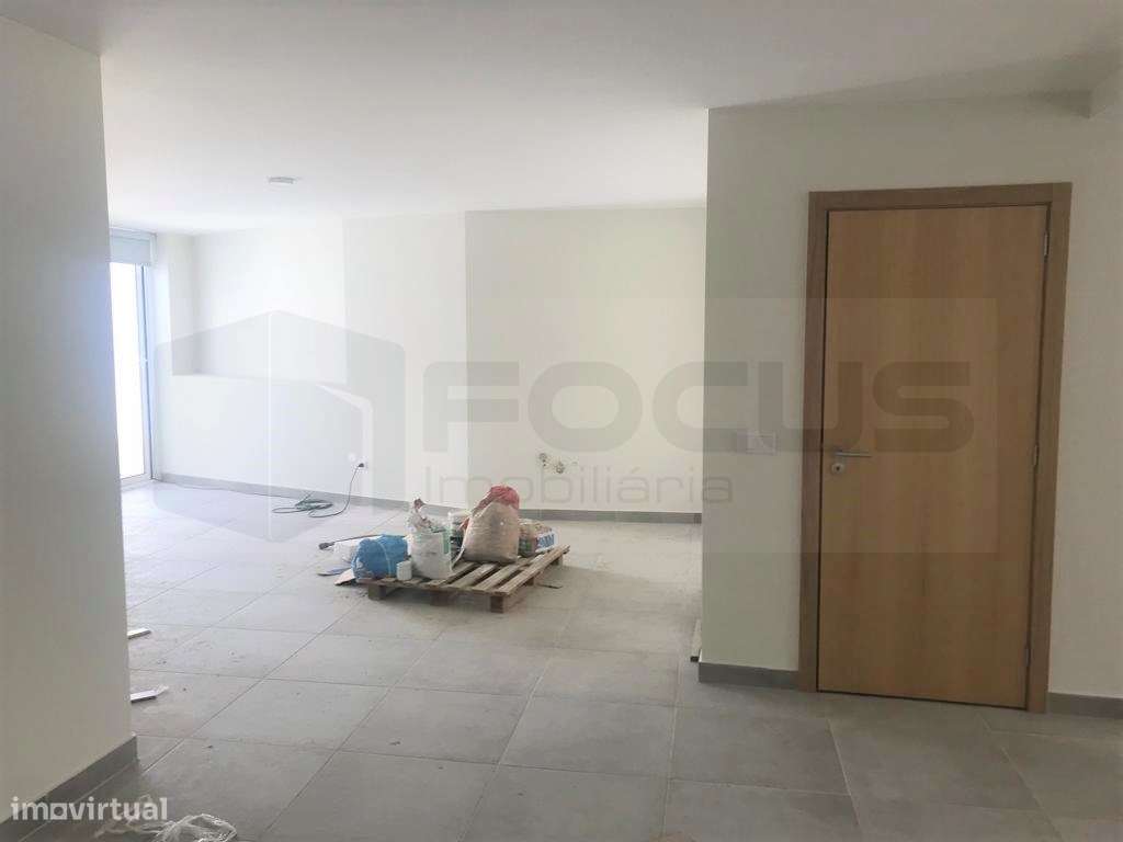 Moradia T3 de traça antiga, renovada, Oliveira de Azeméis - Grande imagem: 4/31