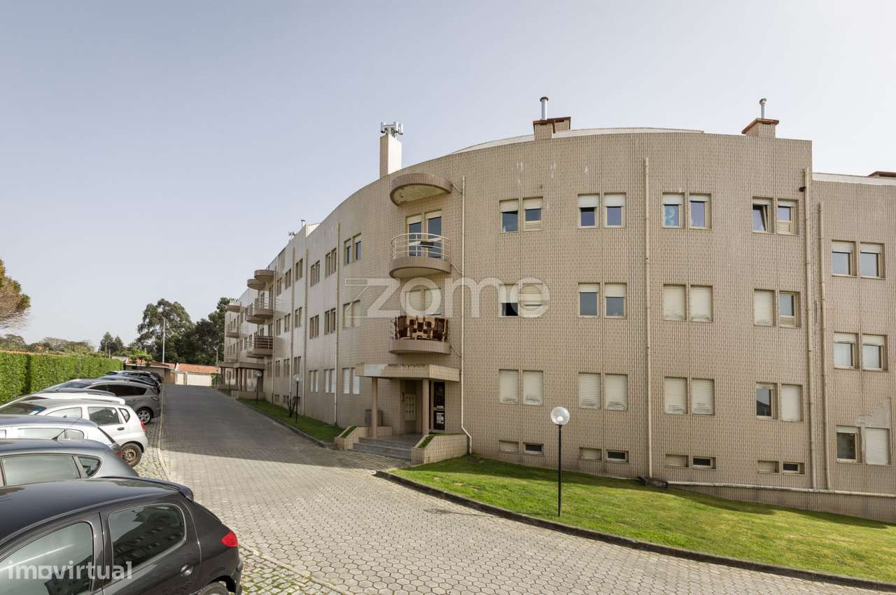 T3 / T4 Duplex com Terraços em Condomínio com Piscina – Francelos-33