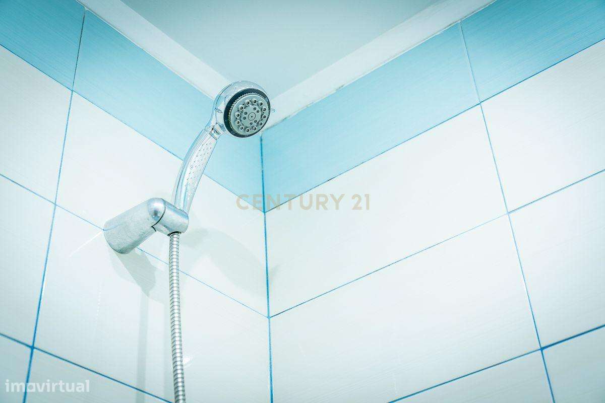 Moradia T2 no Típico Bairro do Quebedo, Charme e Tradicional no Coraçã-14