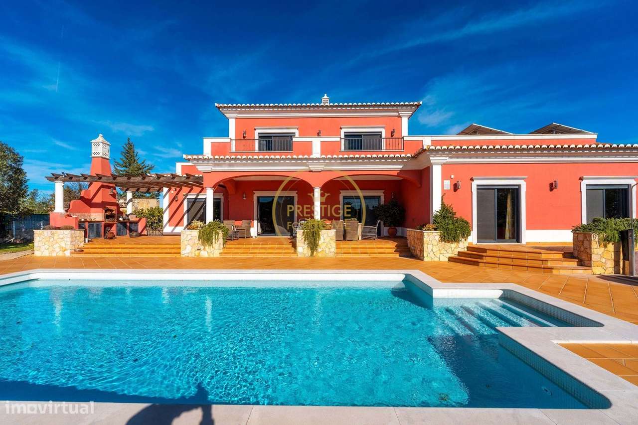 Moradia, 294,80 m², São Sebastião-1