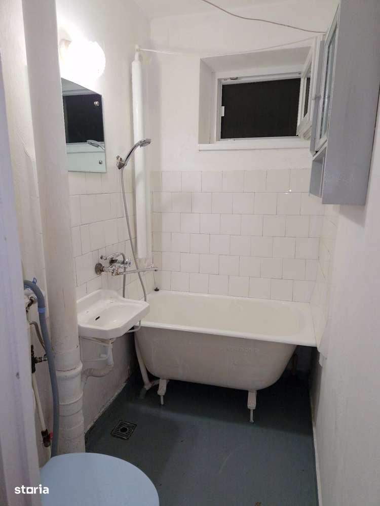 Marasesti-Apartament 2 camere decomandat,et.2 ,pret 57000Euro. - Imagine principală: 5/5