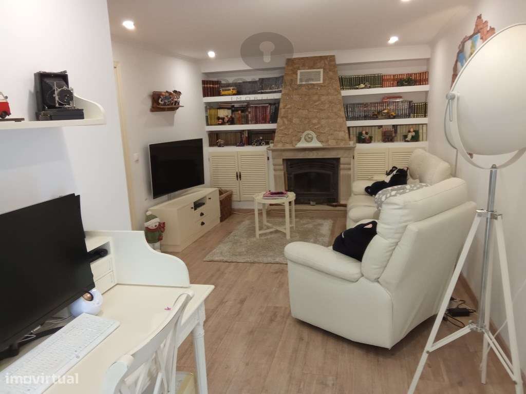 Moradia V3 / Quinta com Piscina-31