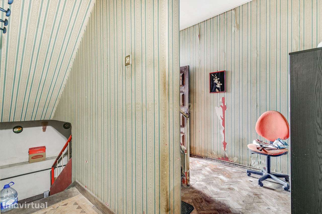 Moradia T5 em Rio de Mouro-9