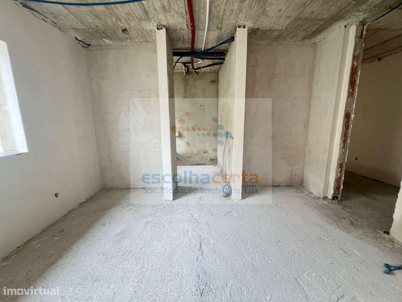 Moradia T5 C/ Piscina-18