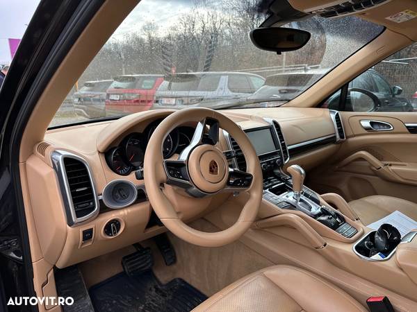 Porsche Cayenne Diesel Tiptronic S - 5