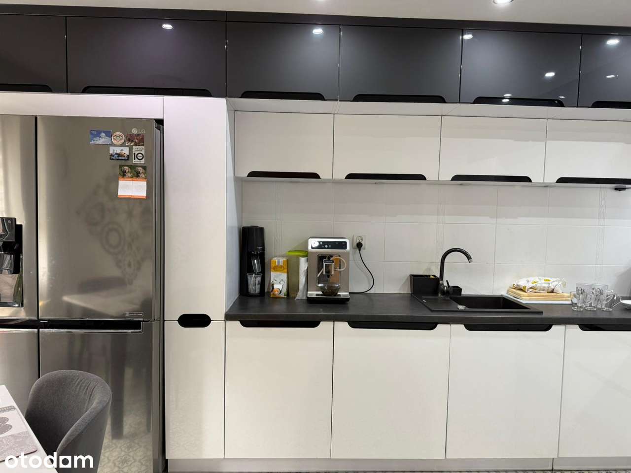 Dom marzeń na wzgórzu Kaplicówka w Skoczowie – prestiż, komfort !-4