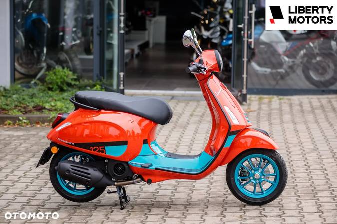 Vespa Primavera - 2