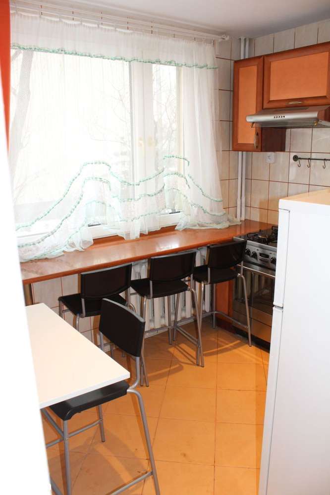 trzy niezależne pokoje na parterze z balkonem-9