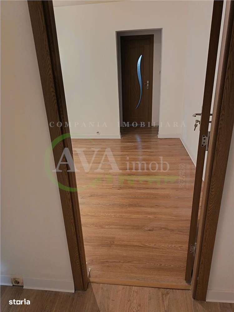 Apartament 2 camere semidecomandat zona Narcisa - Imagine principală: 4/6