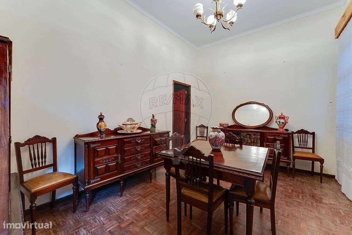 Moradia T8 para venda-9