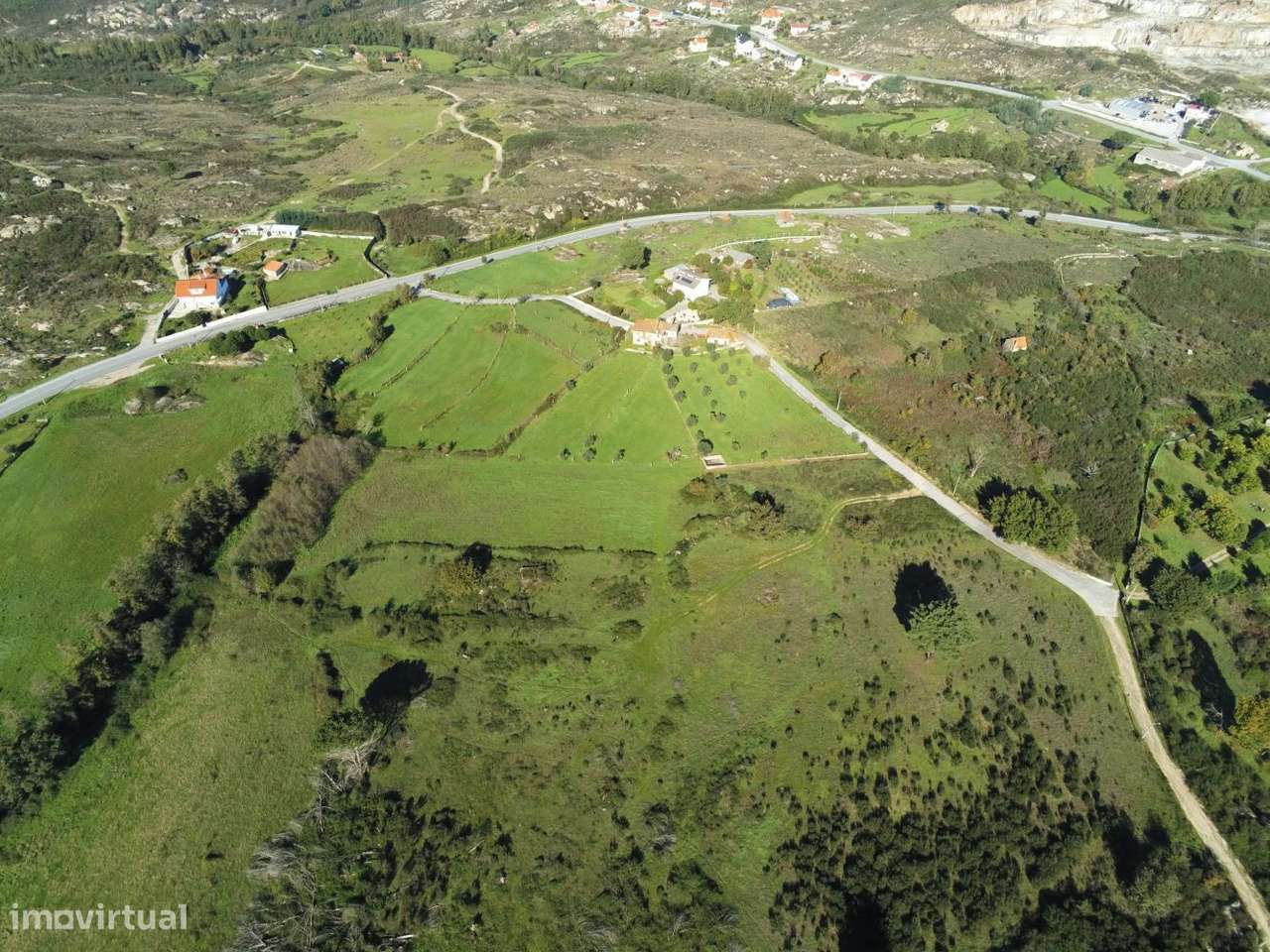 Quinta com Ruina, terreno 5,75Ha, a confrontar com ribeiro-8