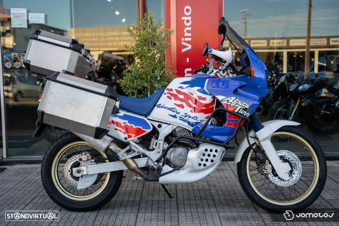 Honda Africa Twin 750 - 3