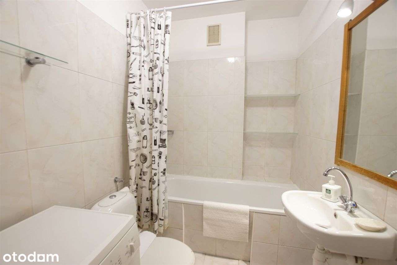 Ładne, Duże 1-Pokojowe, 1 piętro, duży Parking-3