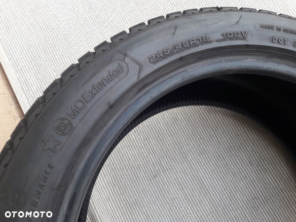 GOODYEAR ULTRAGRIP 8 245.45.18 - 7