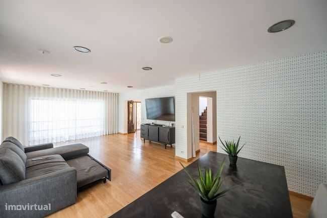 CASA A VENDA POR 310.000 MIL - Grande imagem: 4/12