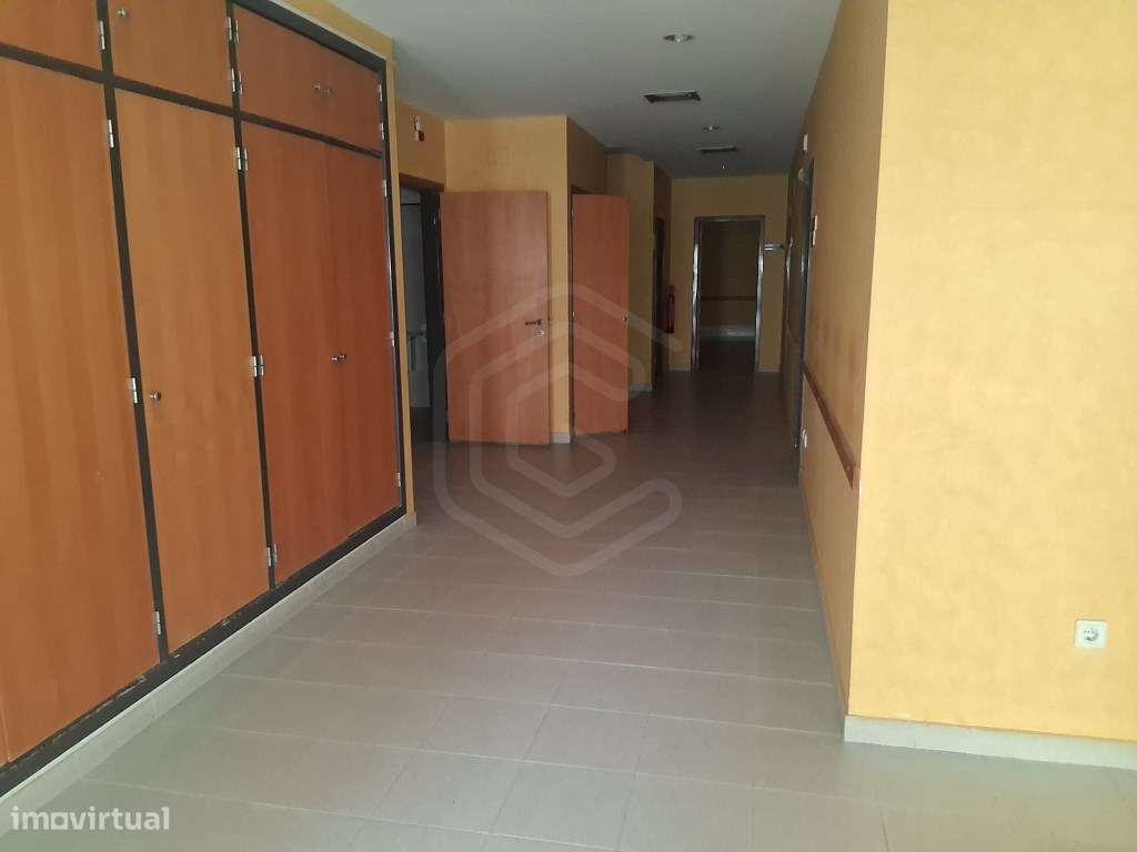 Loja destinada a comercio, central, Faro, Algarve - Grande imagem: 4/20