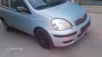 Rampa injectoare Toyota Yaris 1.0 benzina - 2