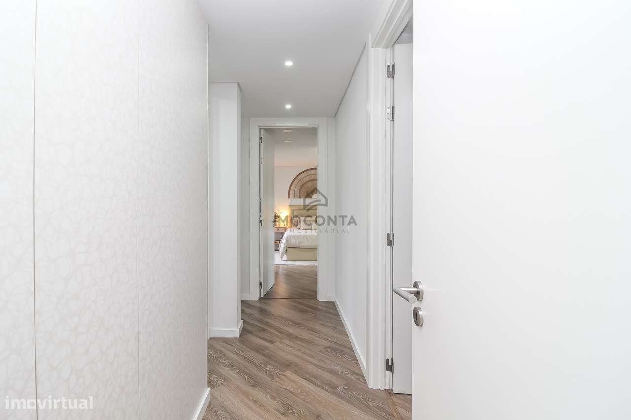 T3 Último Piso c/Terraço Edifício Camaleão- Valongo-14