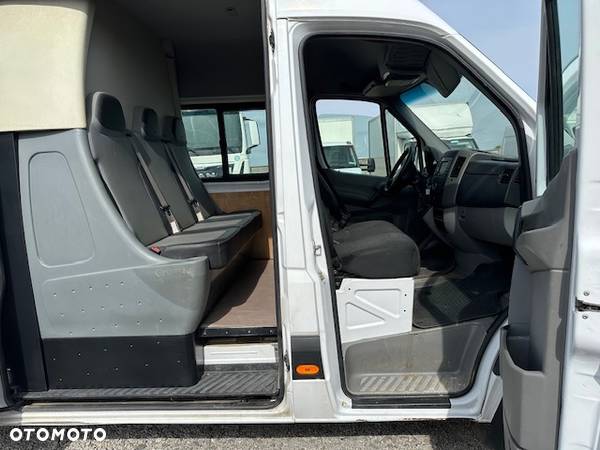 Mercedes-Benz Sprinter 319 cdi - 6 osób - 8