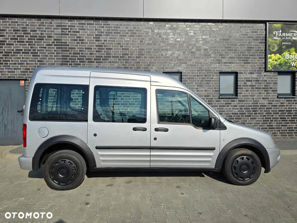 Ford Tourneo Connect - 12