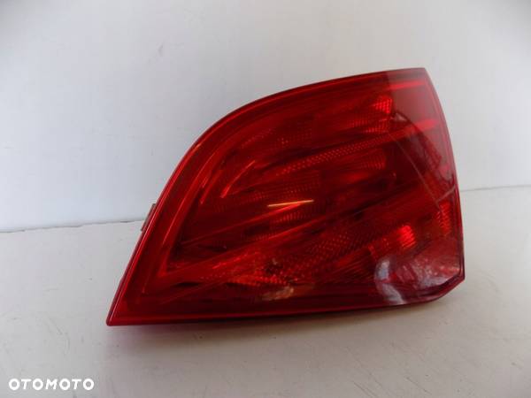 Audi A4 B8 Avant Lampa Tylna w Klapę Prawa - 11849 - 3