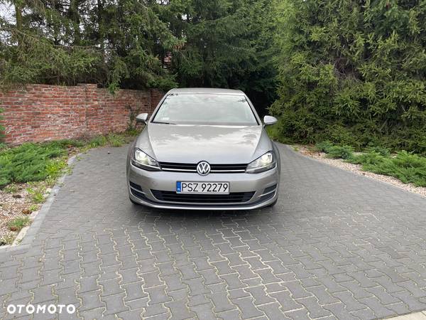 Volkswagen Golf VII 1.2 TSI BMT Comfortline - 37