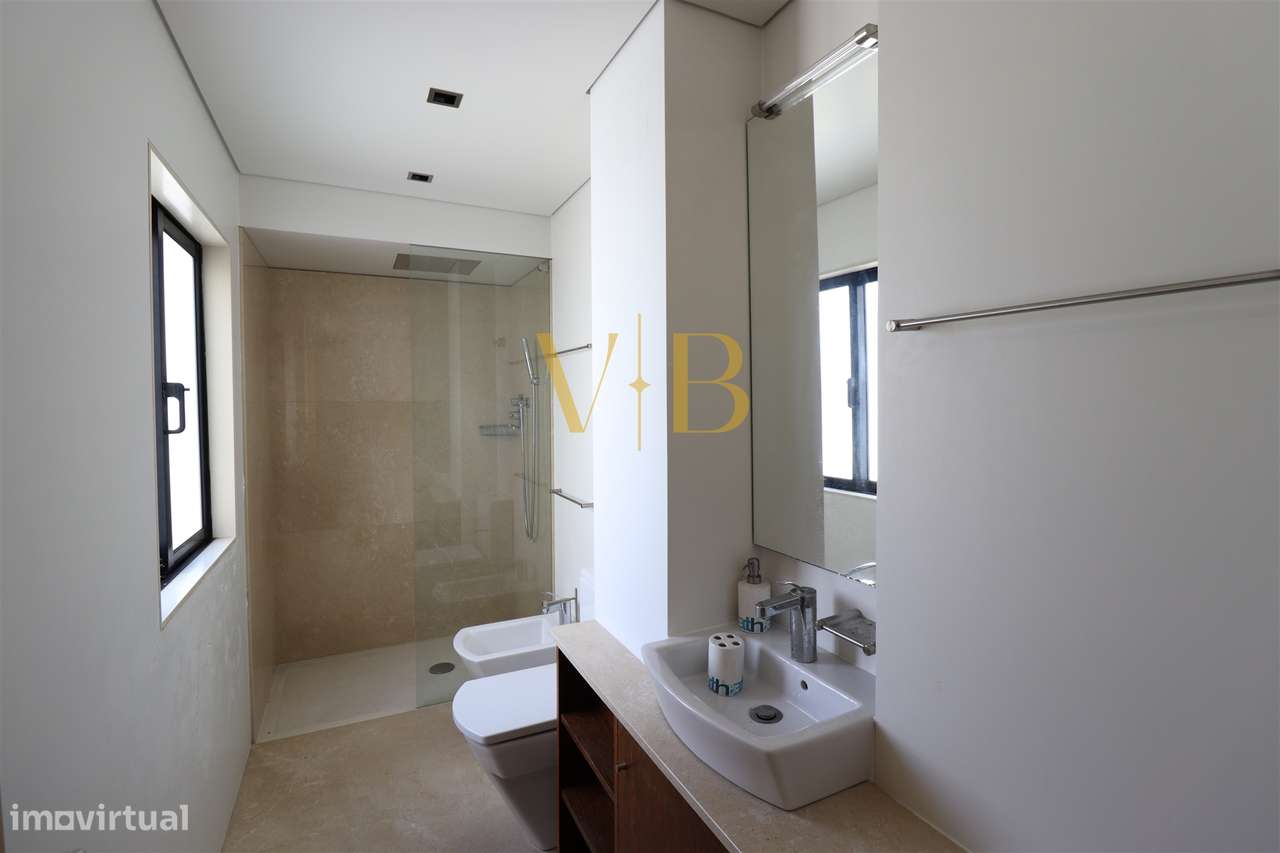 Apartamento T4 na 1ª Linha de Mar em Aver-o-Mar, Póvoa de Varzim-20