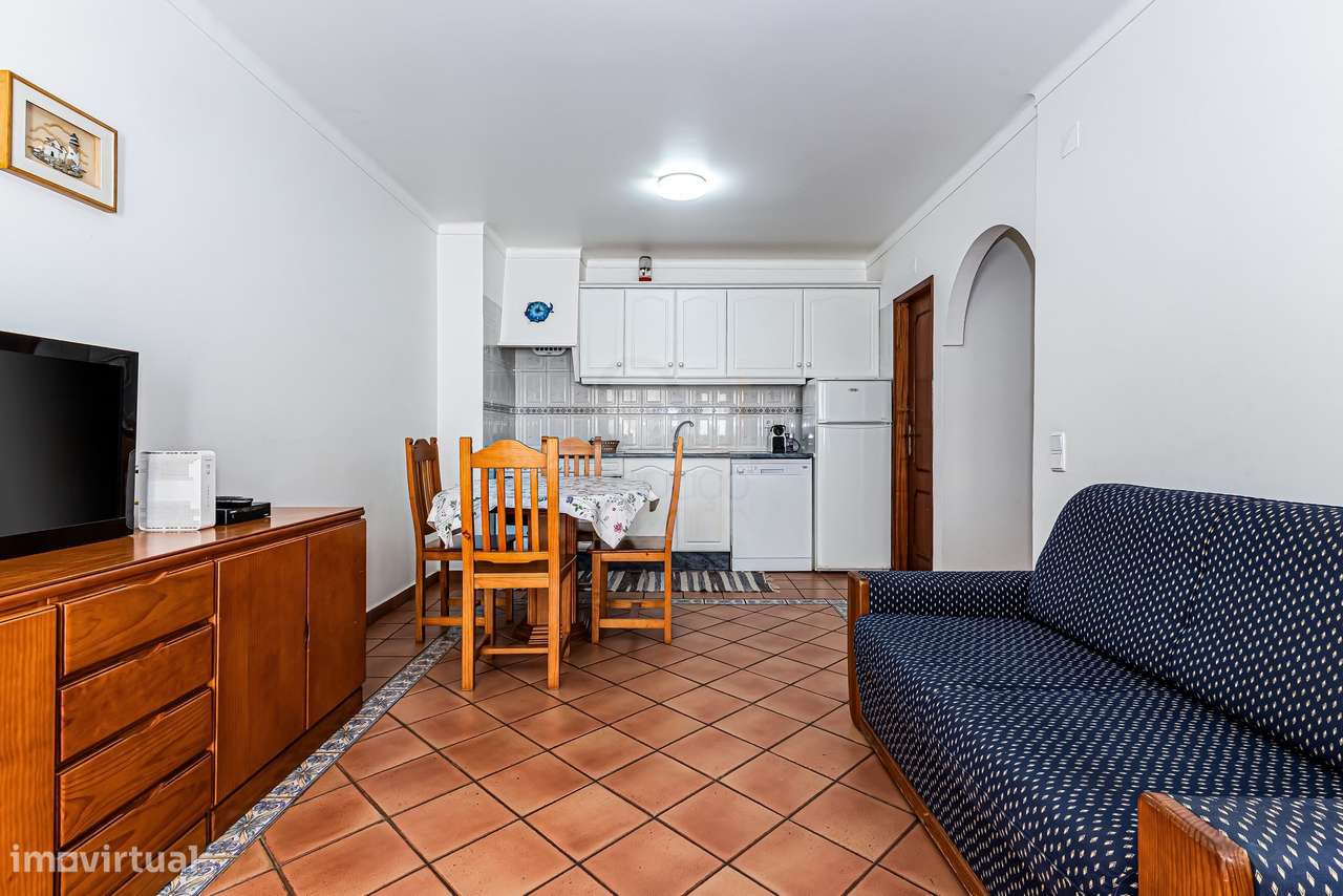 A. Pêra - Apart. 2 Quartos - Garagem - 150 Metros da Praia-11