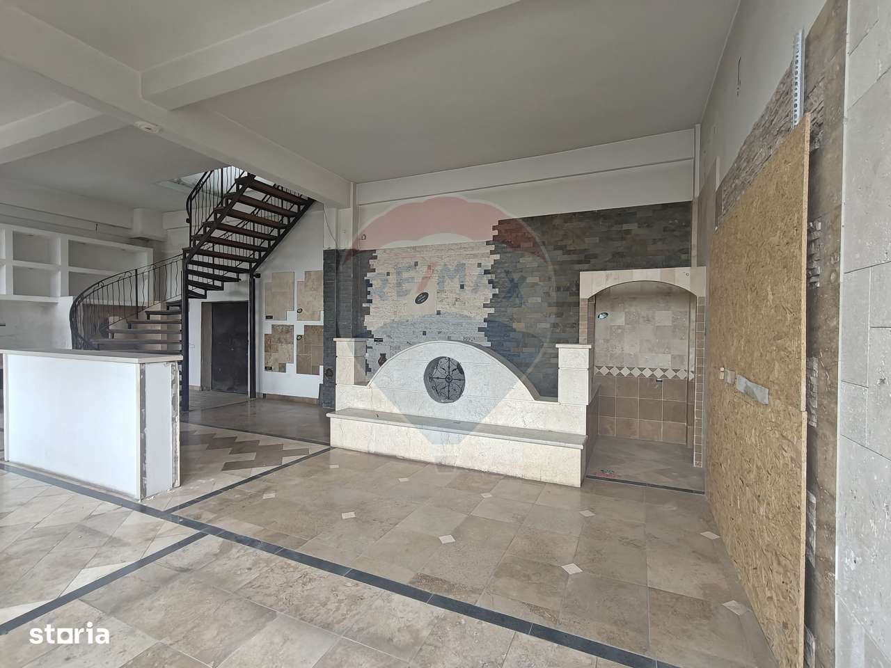 Spațiu comercial de 427 mp de închiriat în zona Bulgaria - Imagine principală: 3/9