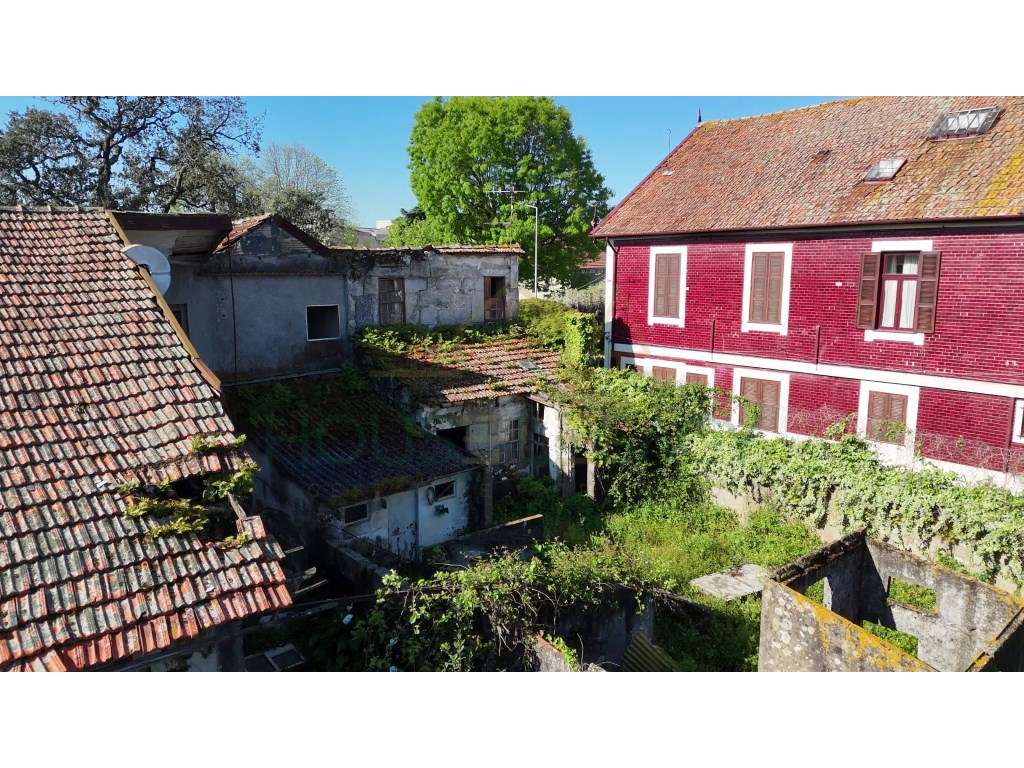 Terreno com PIP Aprovado (2.404m2 de construção)-8