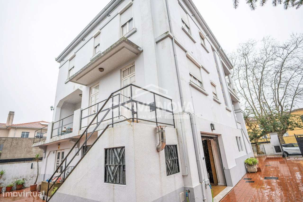 Moradia Isolada T5 com um charme todo especial no Porto - Grande imagem: 5/22