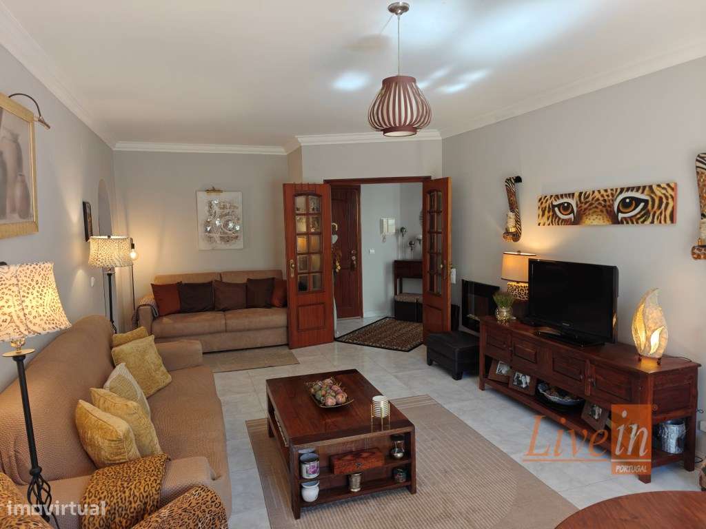 Apartamento T1 com Terraço e Garagem na Ericeira. - Grande imagem: 4/25