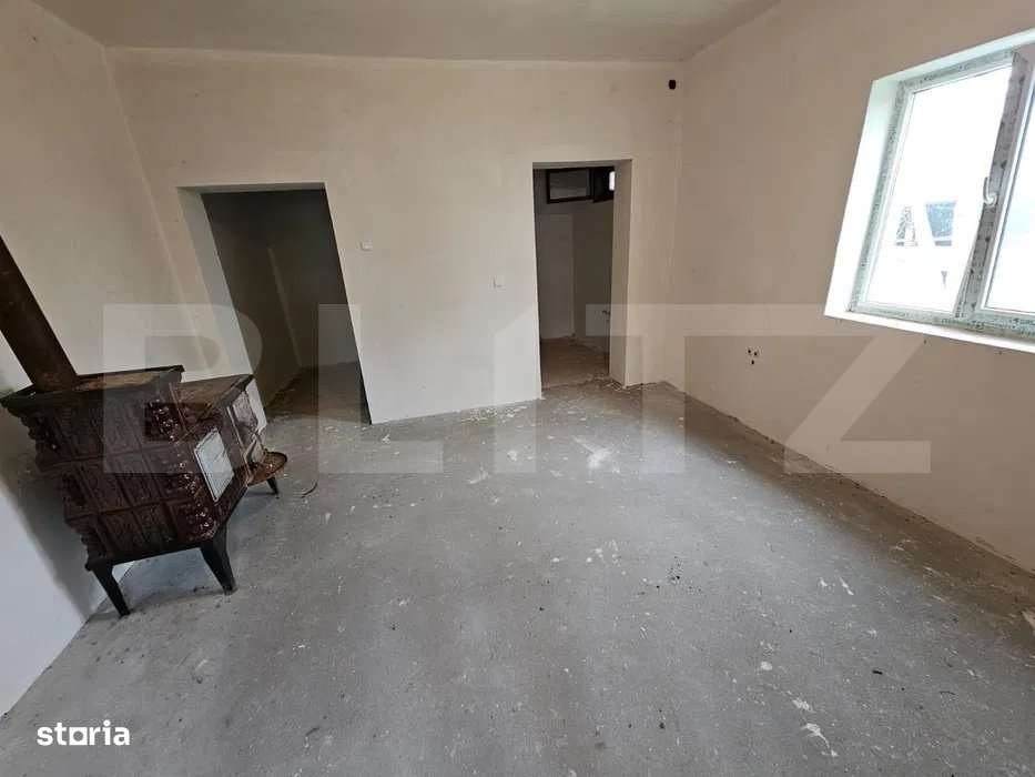 Casa de vanzare cu 3 camere, 2050 mp, zona Tatarasti - Imagine principală: 4/10