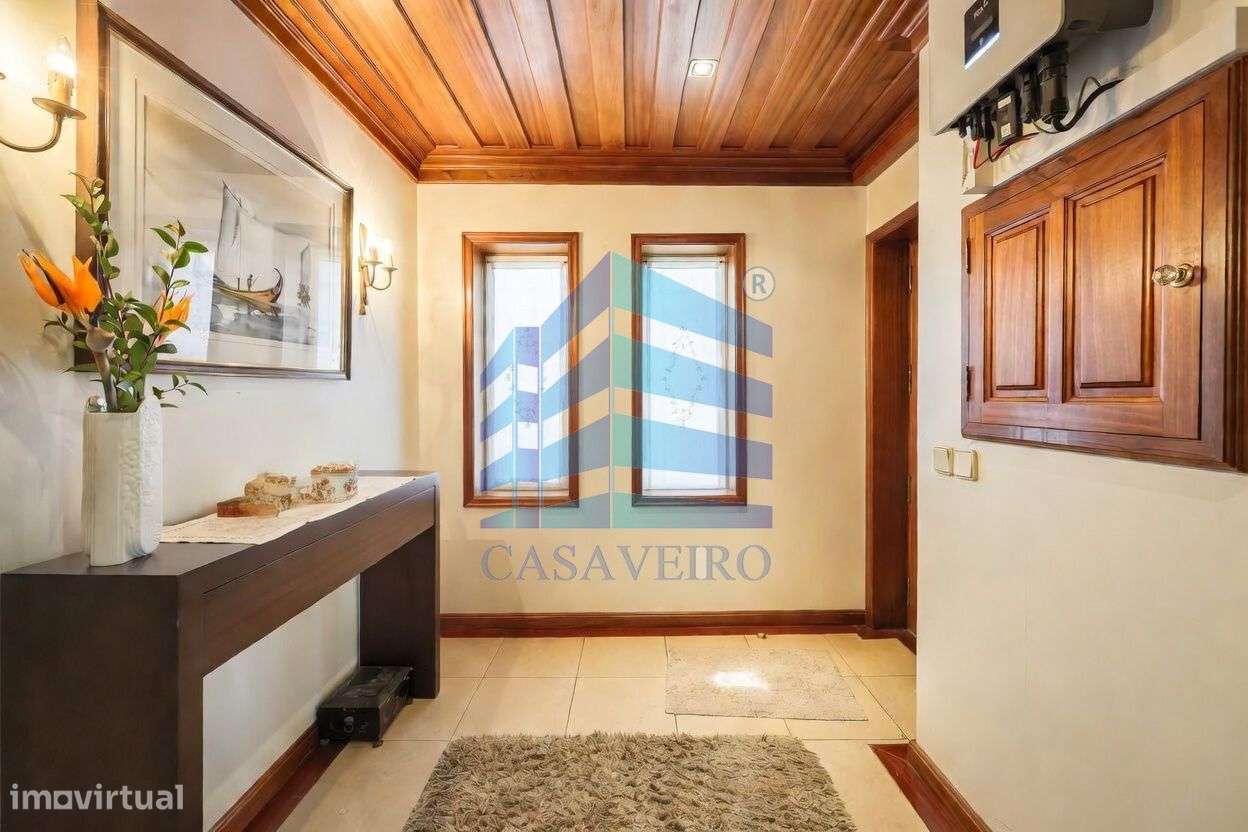 Moradia T4 de gaveto na Forca em Aveiro-11