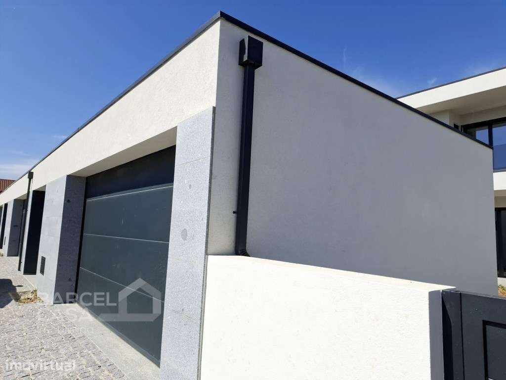 Moradia de Gaveto T3 Nova - O Seu Novo Refúgio às Portas de Barcelos-30